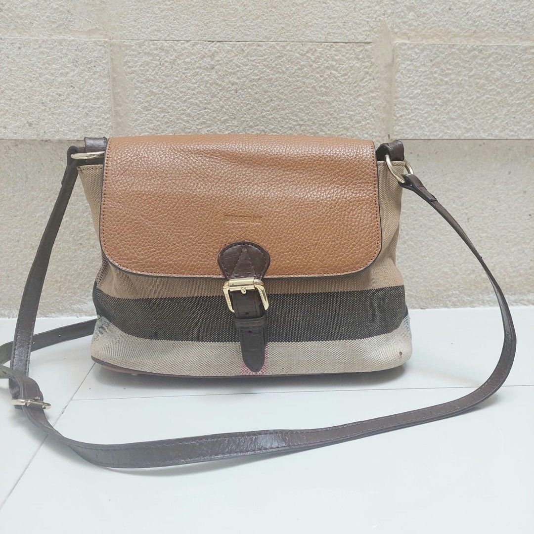 Burberry gowan outlet crossbody bag