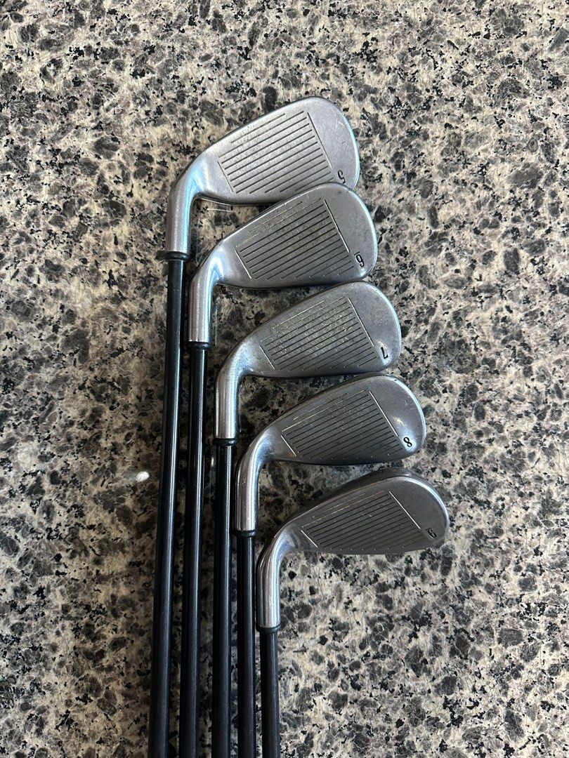 Callaway Warbird Iron Golf Club Set, Sports Equipment, Sports & Games