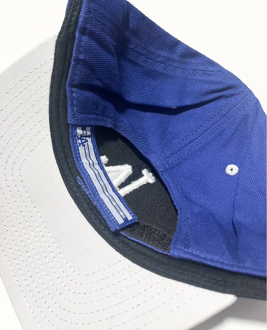 Cap (Category: Caps & Hats) located in Singapore. Submitted by ct_ilyas (Listing ID 1279628017, Image 3). Description: 1 piece only.