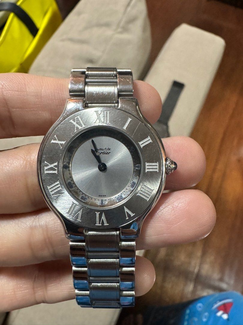Cartier must 21 top