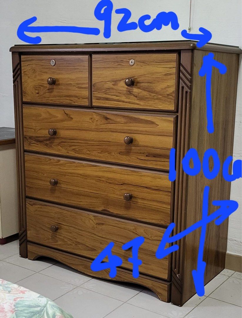 Chest of Drawers (Moving Out), Furniture & Home Living, Furniture