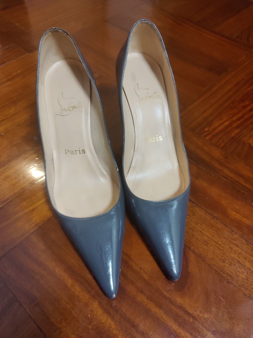 Size 37 louboutin top