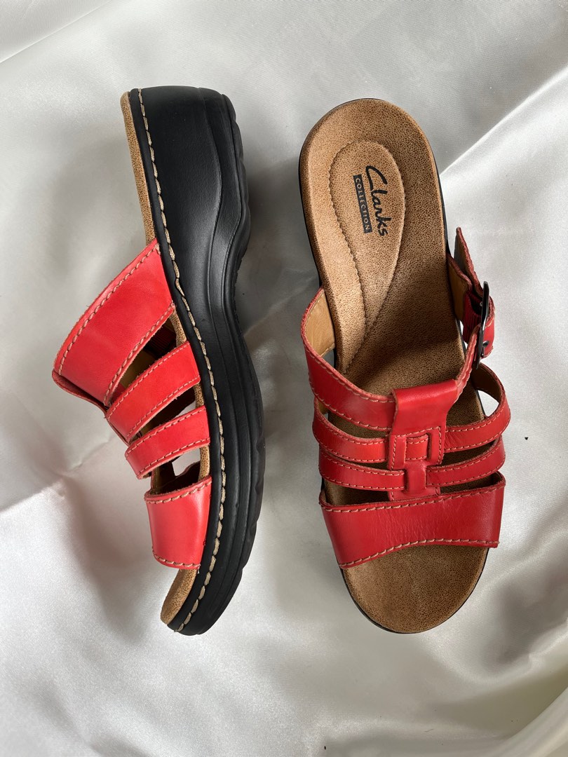 Clarks hayla store