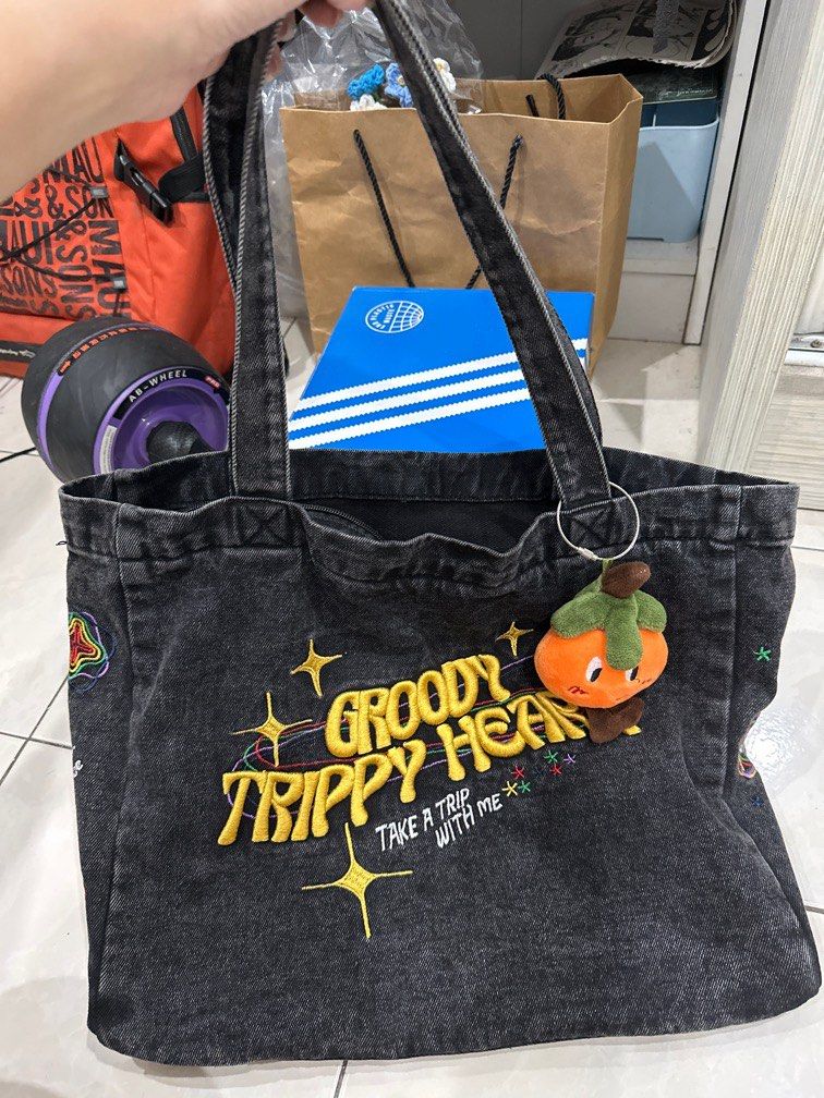 Huge totes deals