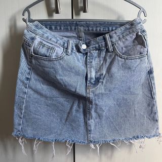 (Category: ) located in . Submitted by aishasav (Listing ID 1279530535, Image 1). Description: .