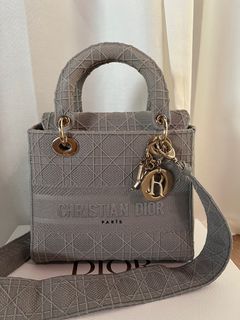 （分類：）位於 。 由 chevbaby 提交（商品編號 1279694354，圖片 1）。簡介： 。