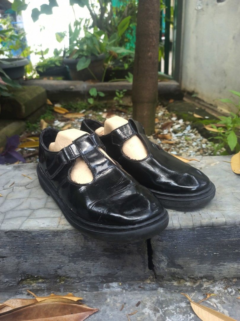 Dr marten shop ailis