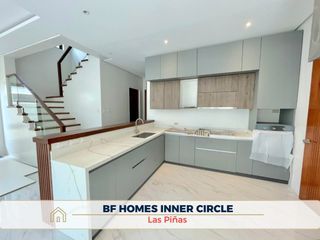 For Sale: Sophisticated 2 Storey House and Lot in BF Homes Inner Circle, Las Piñas