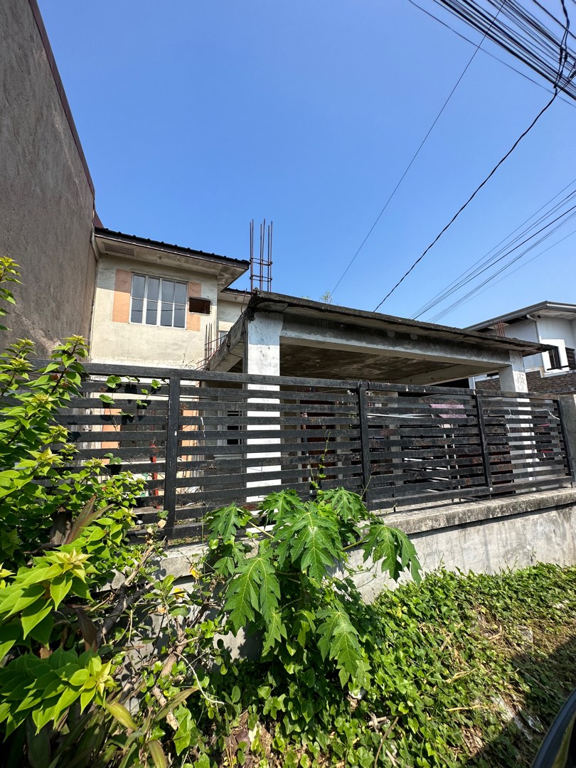 Foreclosed house and lot in Lancaster New City, Property, For Sale