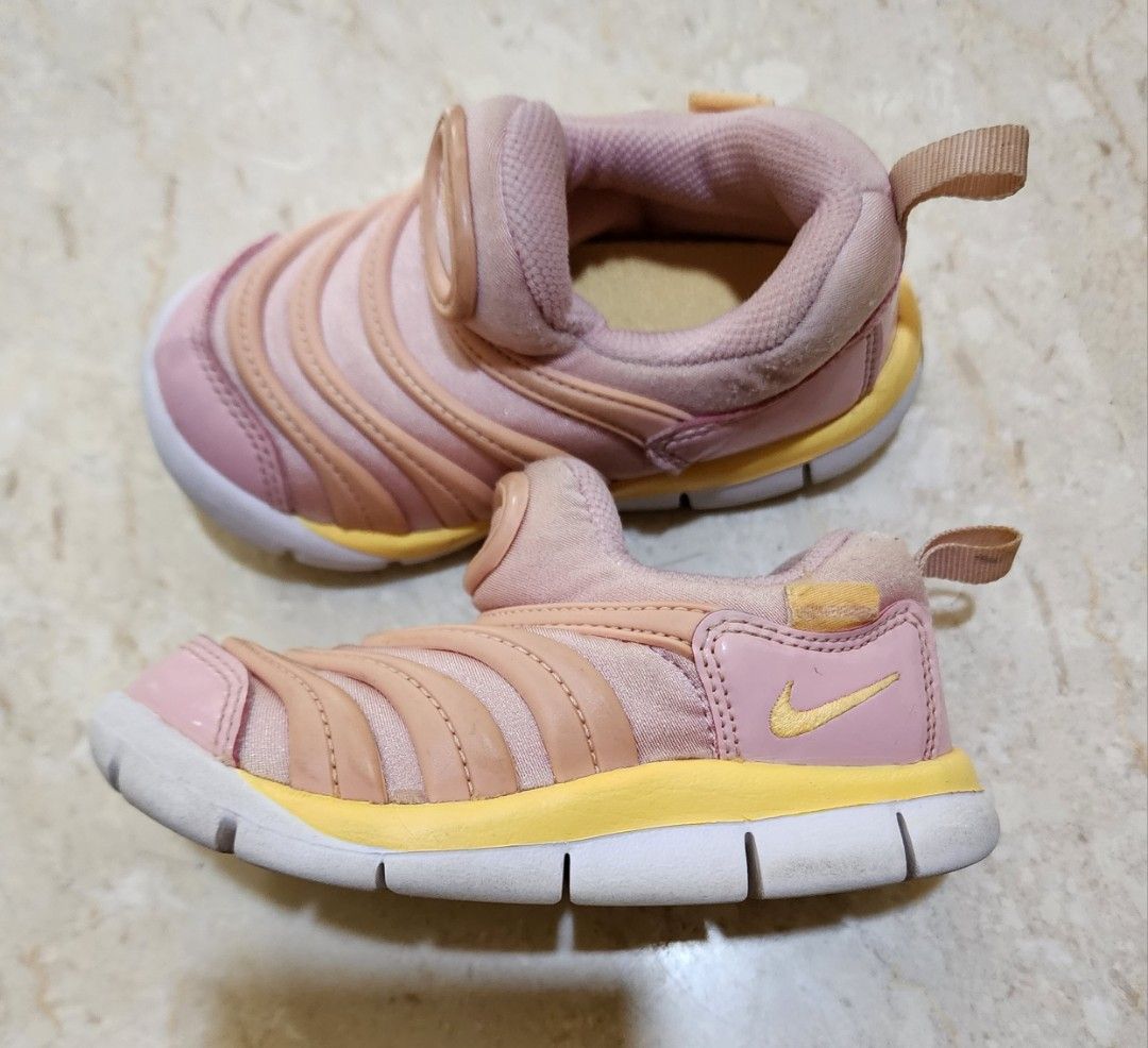 Girls nike slip ons hot sale
