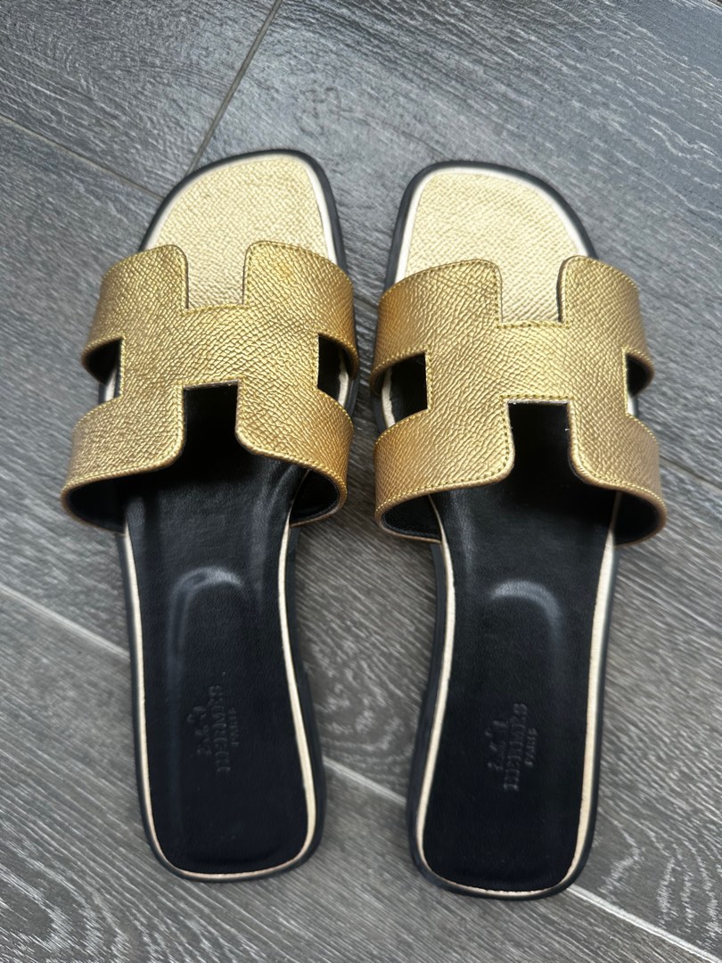 Gold outlet leather slides