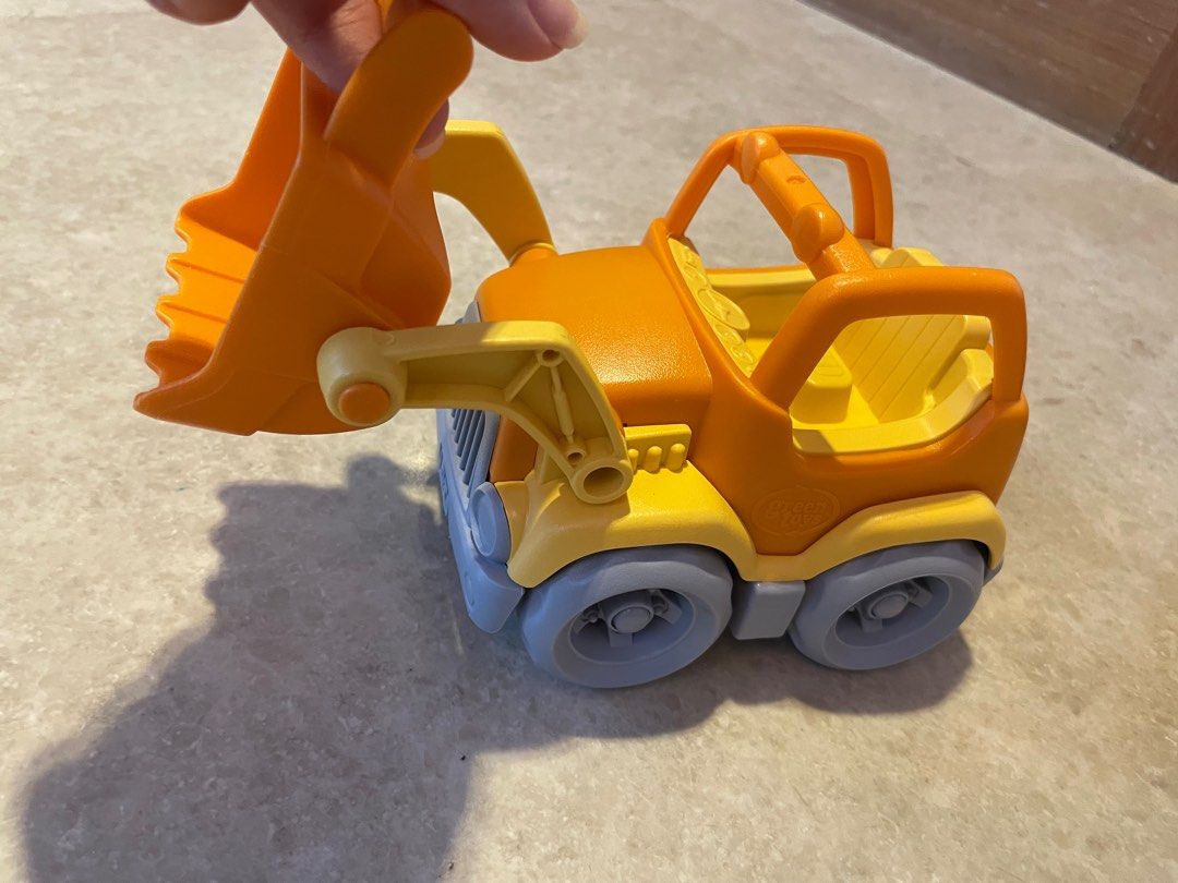 Green toys hot sale excavator