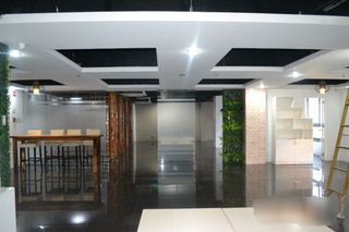 Ground floor commercial space for lease near Quezon City hall