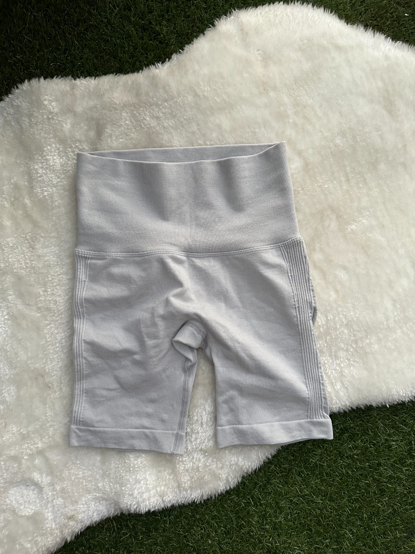 Light Grey Gym Shorts with Scrunch, Women's Fashion, Activewear on