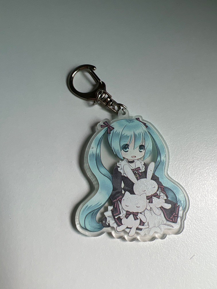Hatsune Miku Keychain, Hobbies & Toys, Toys & Games on Carousell