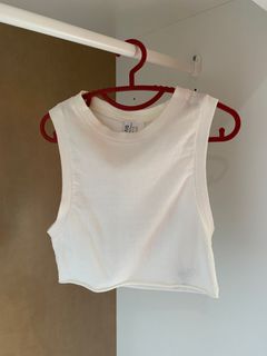 (Category: ) located in . Submitted by clothess7 (Listing ID 1279667776, Image 1). Description: .