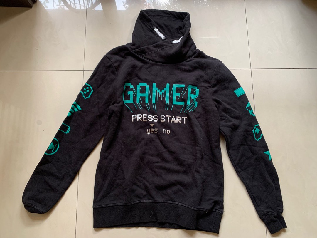 H M USA Boys Gamer Chimney Collar Black Sweatshirt Long Sleeve