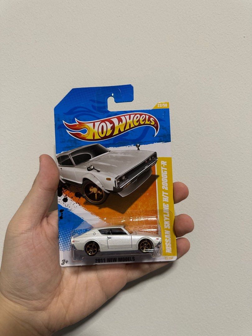 Hotwheels 2011 Nissan Skyline Kenmeri 2000GTR White Hobbies Toys Toys Games on Carousell