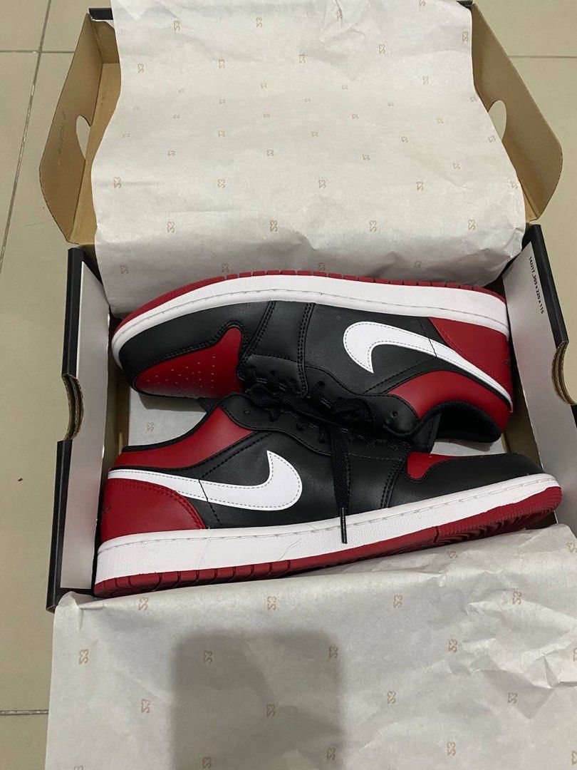 J1 low ‘alternate bred toe’, Men's Fashion, Footwear, Sneakers on Carousell