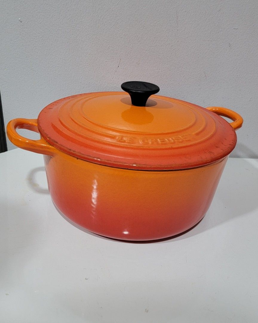 Le Creuset Big Sauce Pan (Category: Cookware & Accessories) located in Quezon City. Submitted by pm3131 (Listing ID 1279601555, Image 1). Description: From Japan Used Negotiable Buyers will book the courier and shoulder the delivery fee.