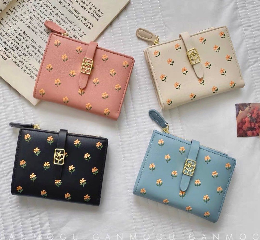 Cute clutch top wallets