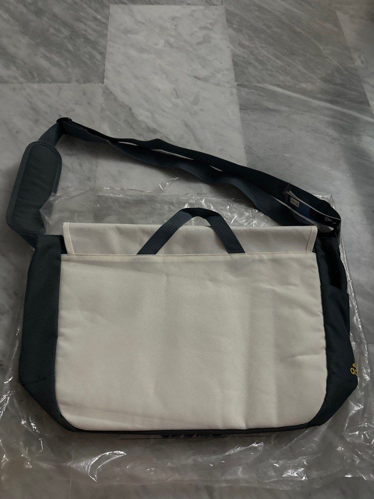 Adidas gym best sale bag 2014