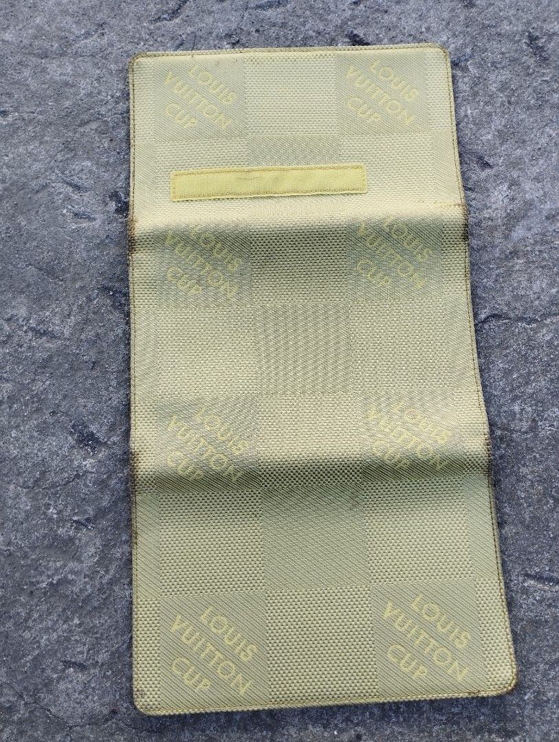 Louis Vuitton cup fold wallet (Category: Luxury Bags & Wallets) located in Manila. Submitted by maxxxxxxxxxxxx (Listing ID 1279606252, Image 3). Description: for sale cup wallet pretty big abit sticky can be washed.
