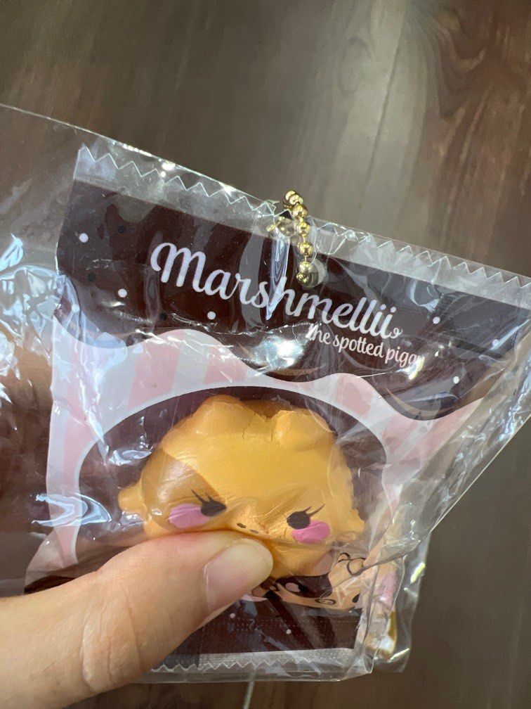 Roasted marshmelli online pig squishy