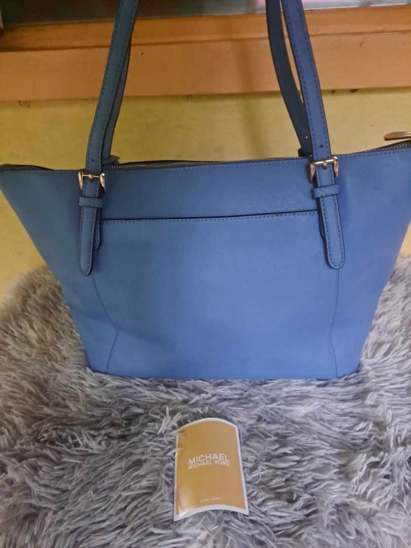 Michael Kors Ciara Shoulder Bag (Category: Luxury Bags & Wallets) located in Legazpi City. Submitted by shabbyshibbi (Listing ID 1279574654, Image 3). Description: pastel blue shoulder bag condition 9/10 with care card.