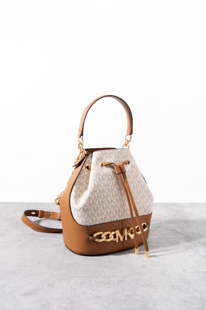 devon medium logo bucket bag