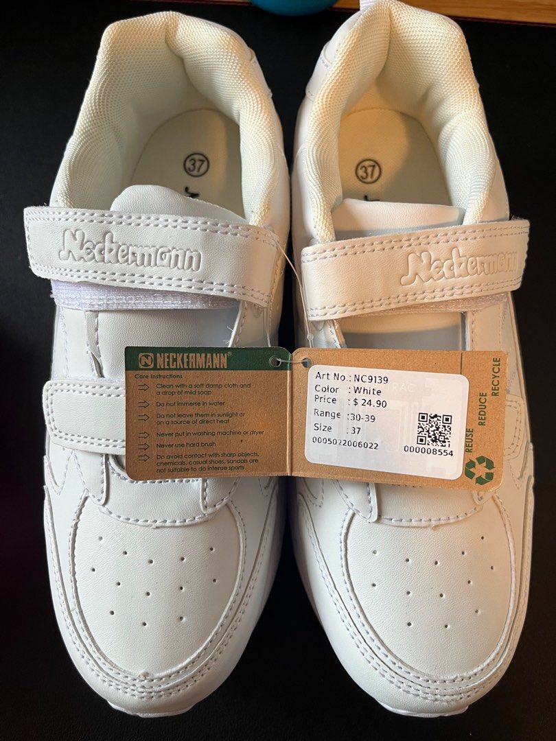 White sports clearance shoes price