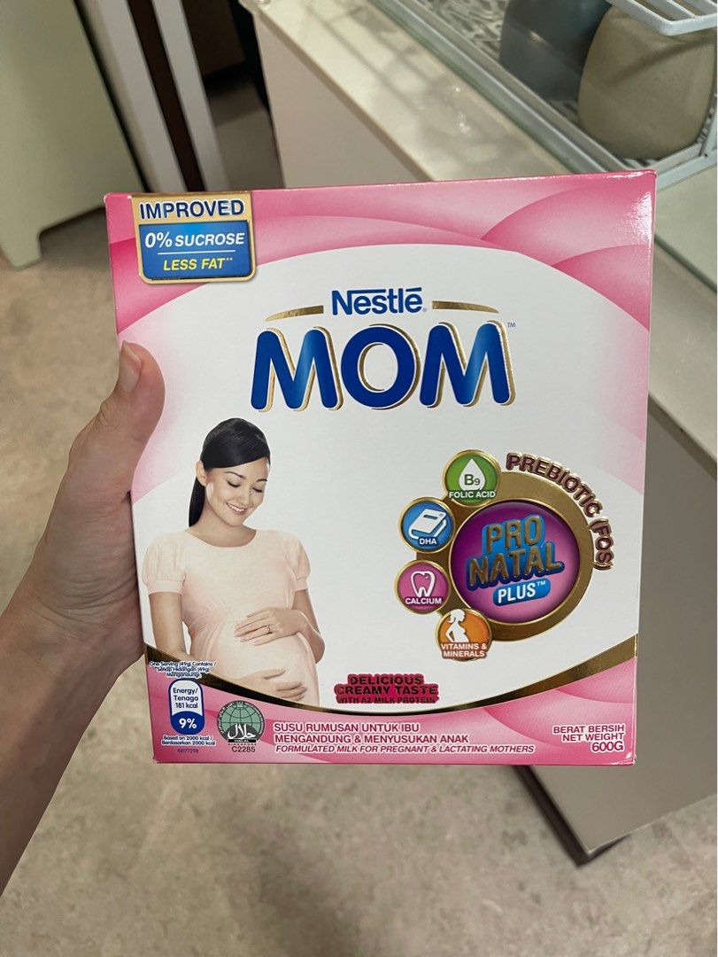 Mom and 2025 me milk powder