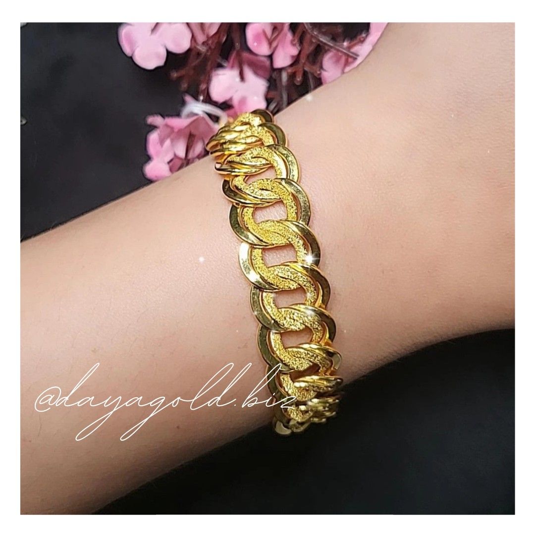 Gold king bracelet hot sale