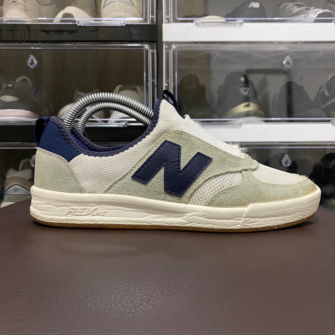 New balance Unisex CRT 300 Slip On White Grey Fesyen Pria Sepatu Sneakers di Carousell