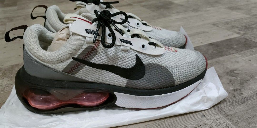 Nike Air Max Luxury Sneakers Footwear on Carousell