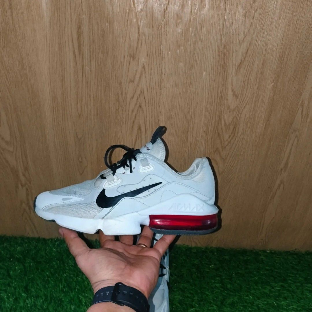 Nike Air max infinity 2, Fesyen Pria, Sepatu Sneakers di Carousell
