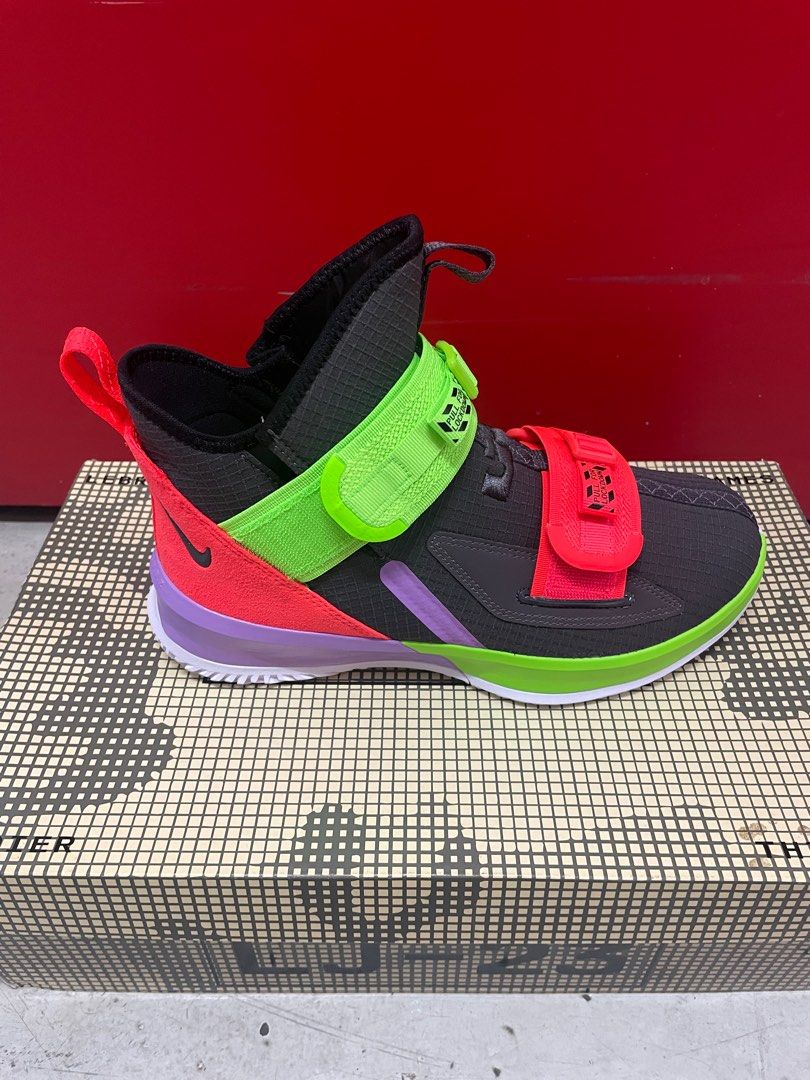 nike vapormax womens rose gold