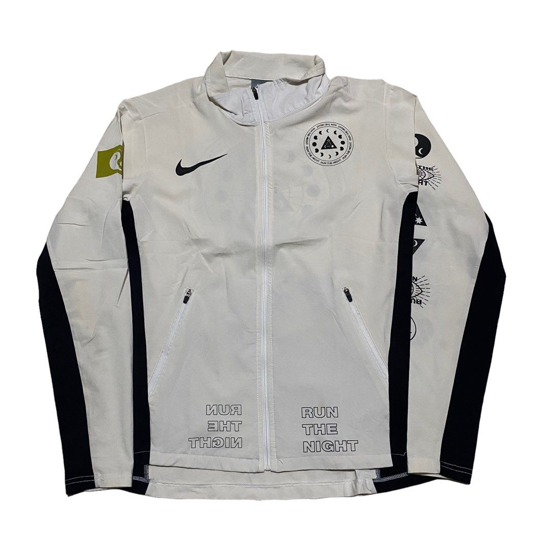 Nike run new arrivals the night jacket