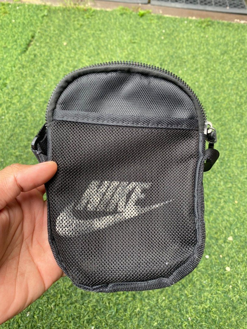beg sling nike