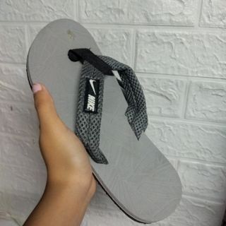 Nike slippers