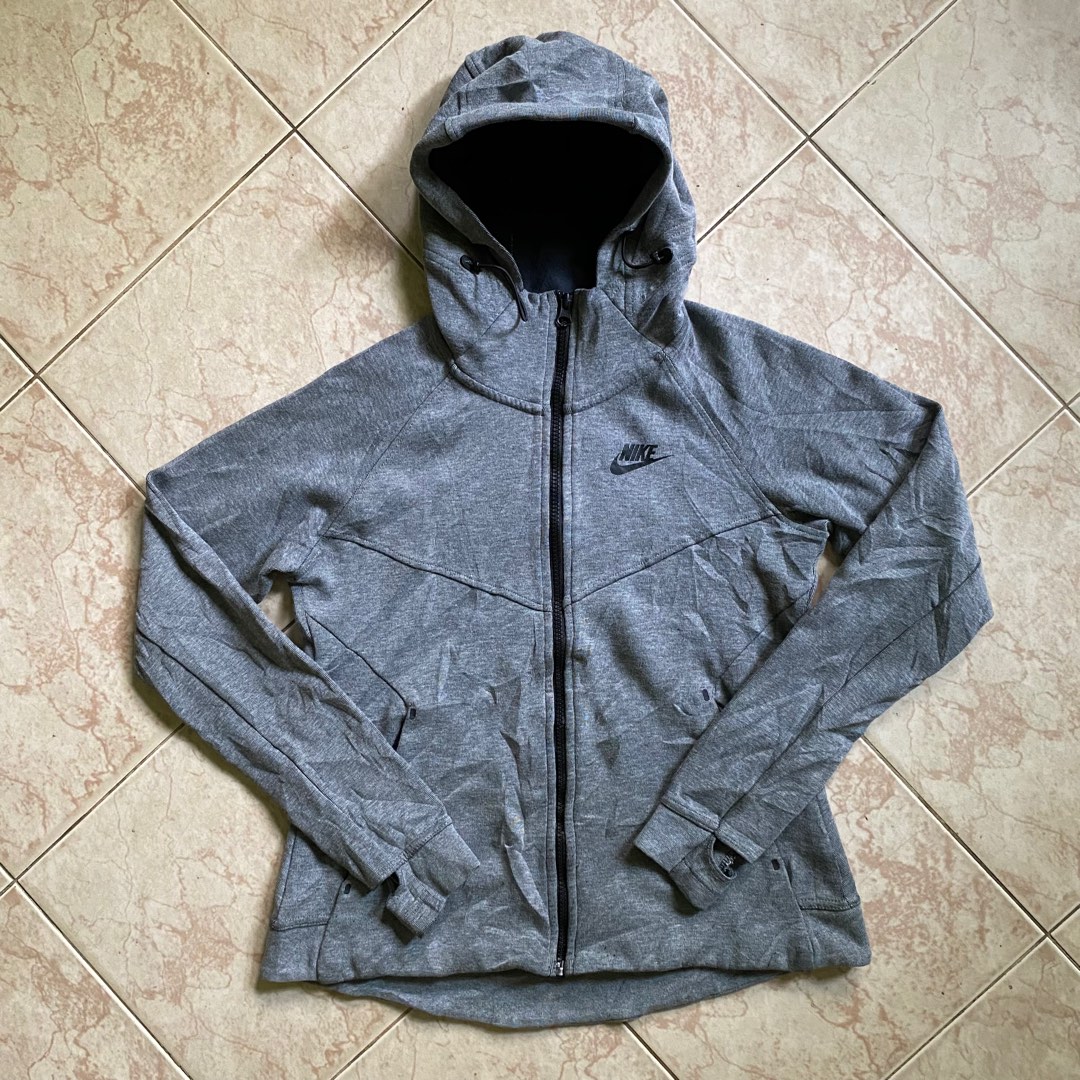 womens nike tech fleece