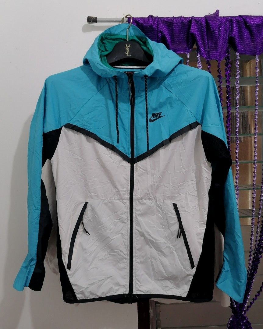 Nike tech hypermesh windrunner hot sale jacket