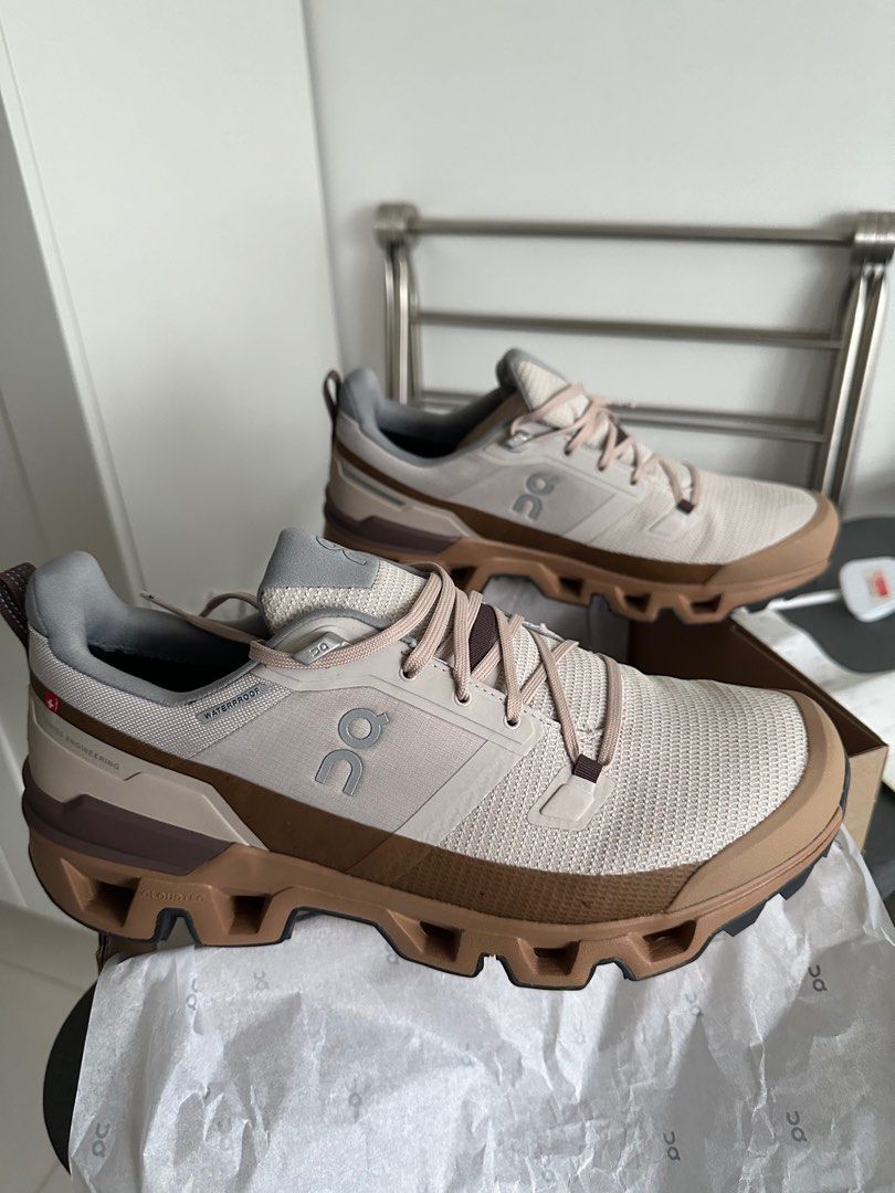 Dq cloud shoes sales