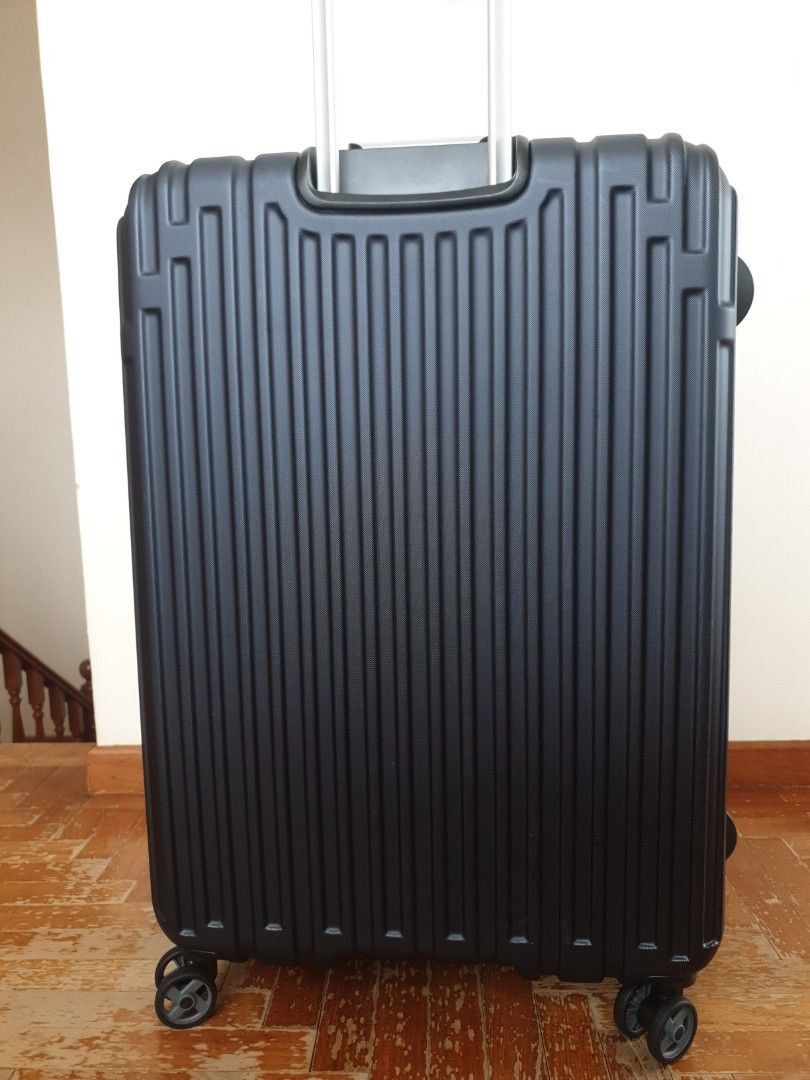 ProBeetle by Eminent 28 inch Hardcase Luggage Hobbies Toys