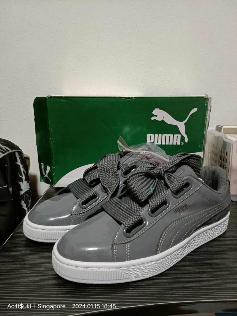 Puma basket clearance heart sneakers