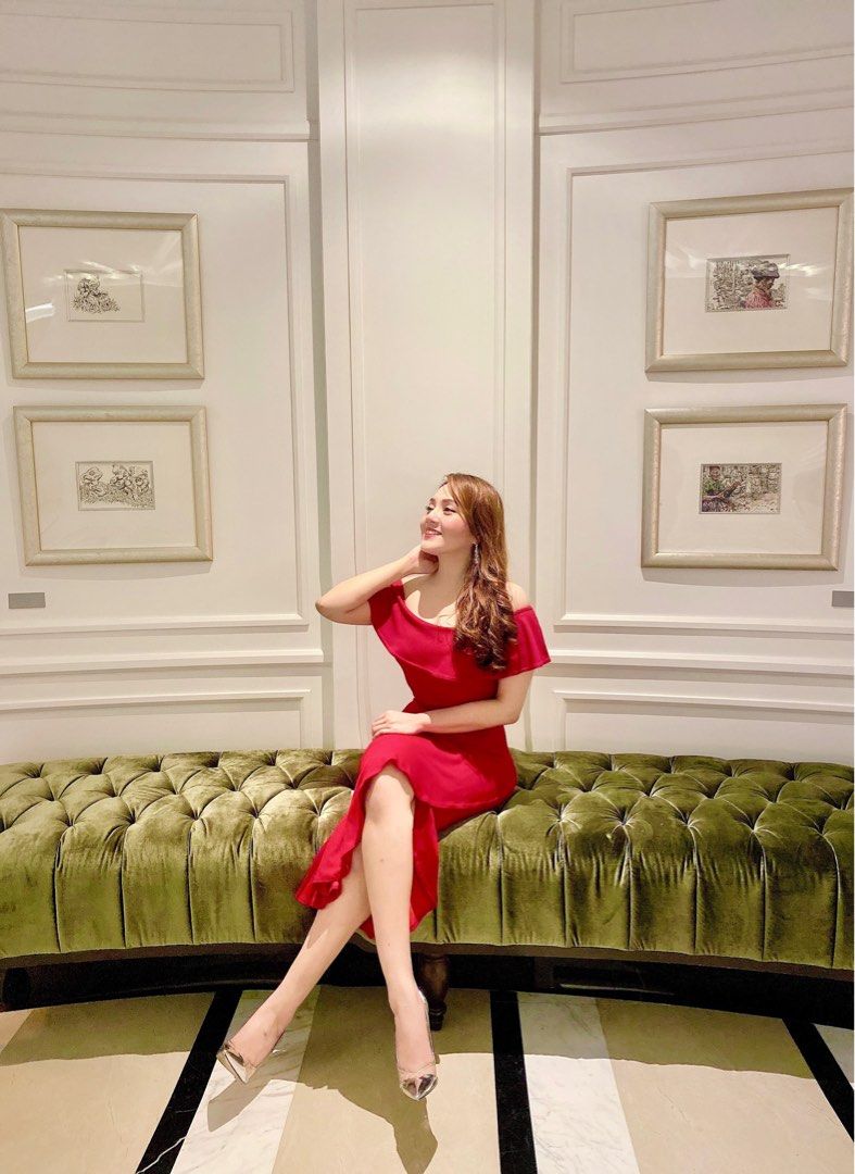 Red offshoulder dress Missguided Women s Fashion Dresses