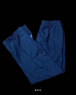 (Category: ) located in . Submitted by 2lowforthrift (Listing ID 1279714359, Image 1). Description: .