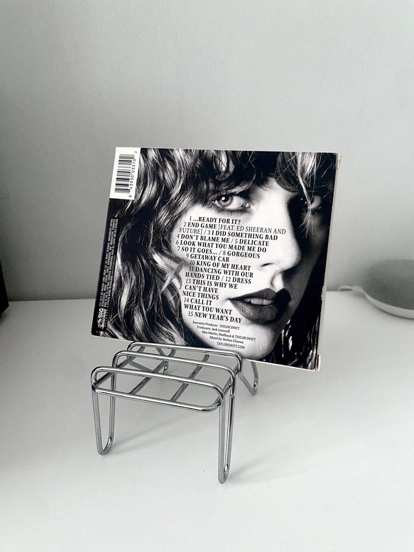 Reputation CD Original Unsealed with Poster, Musik & Media, CD, DVD ...