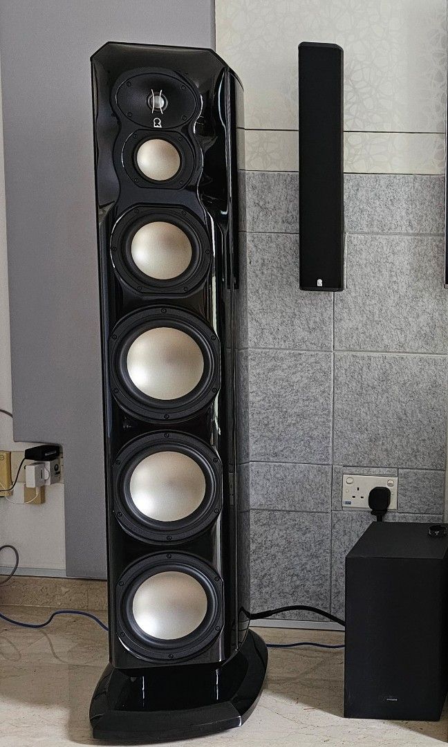 Revel Salon 2 Piano Black