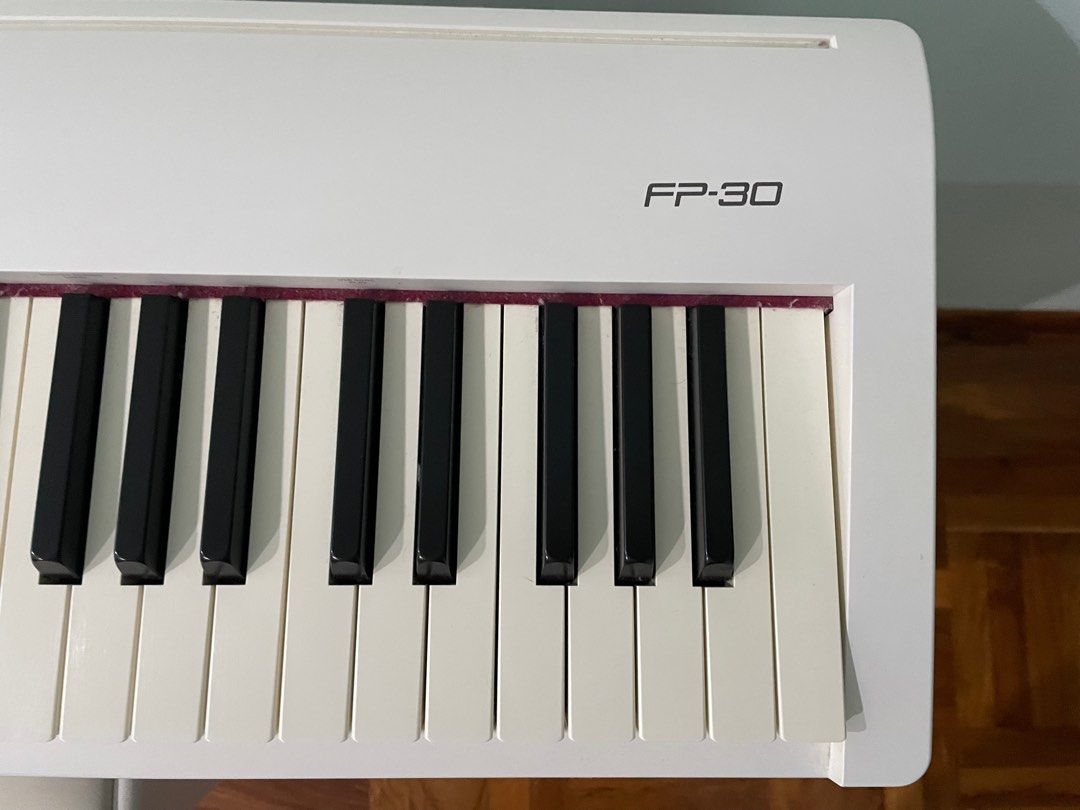 Roland fp store 30 kawai es110